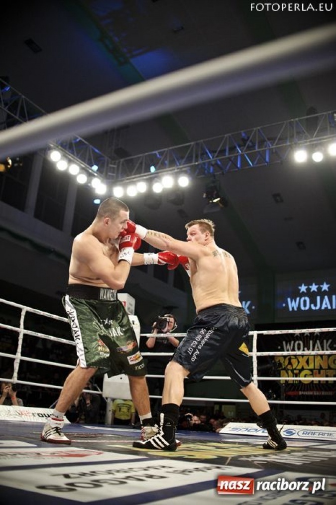 Zdjęcie w galerii na portalu naszraciborz.pl: Wojak Boxing Night w Raciborzu - relacja wiadomości z regionu