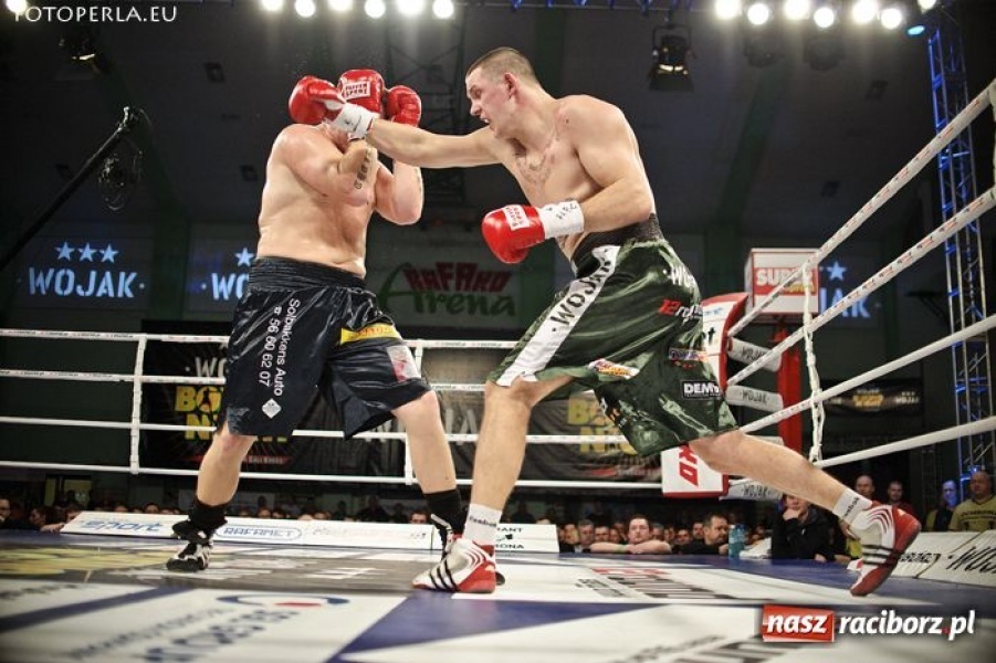 Zdjęcie w galerii na portalu naszraciborz.pl: Wojak Boxing Night w Raciborzu - relacja wiadomości z regionu