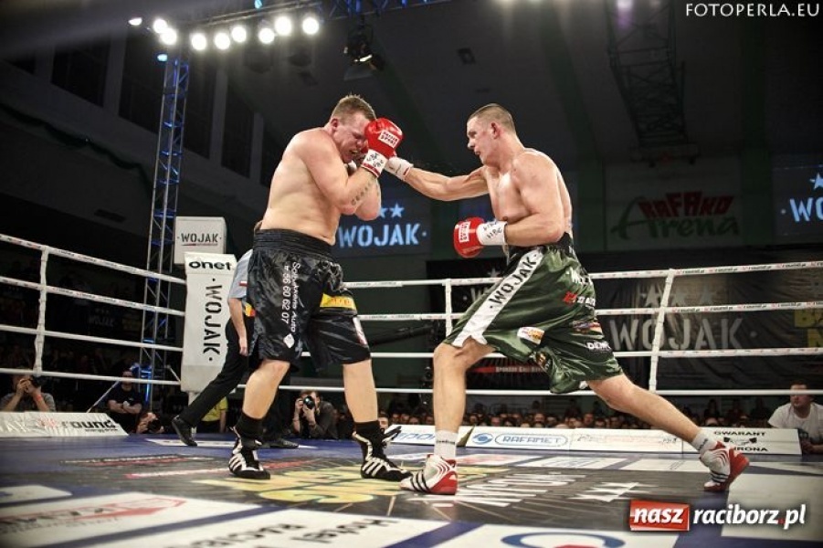 Zdjęcie w galerii na portalu naszraciborz.pl: Wojak Boxing Night w Raciborzu - relacja wiadomości z regionu