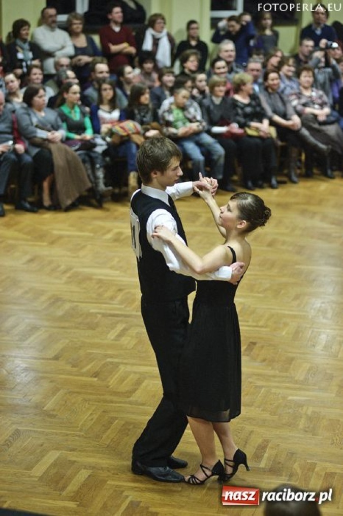 Zdjęcie w galerii na portalu naszraciborz.pl: Karnawałowa Rewia Tańca w Ekonomiku wiadomości z regionu