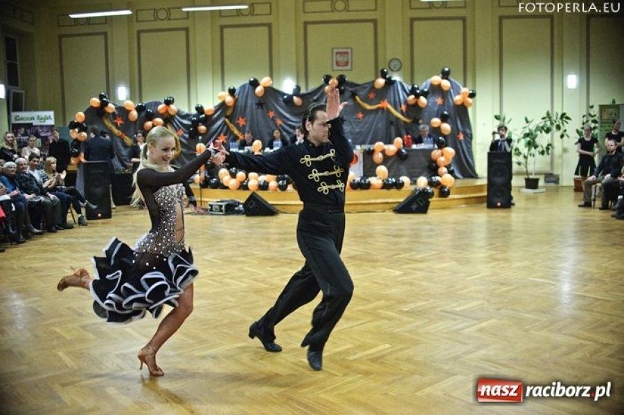 Zdjęcie w galerii na portalu naszraciborz.pl: Karnawałowa Rewia Tańca w Ekonomiku wiadomości z regionu