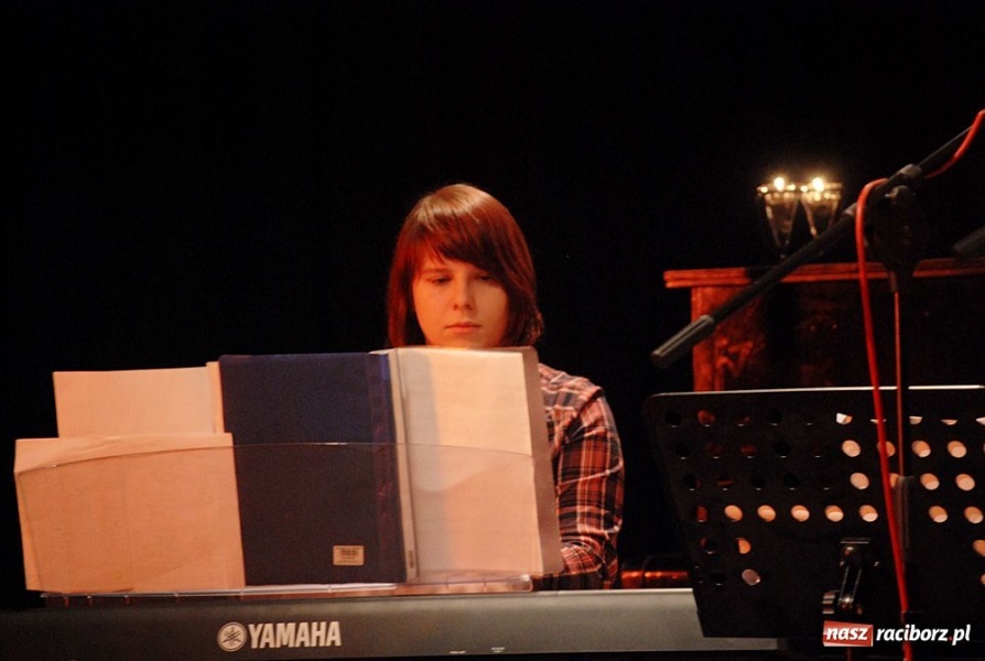 Zdjęcie w galerii na portalu naszraciborz.pl: Suplement do Walentynek w RCK-u wiadomości z regionu