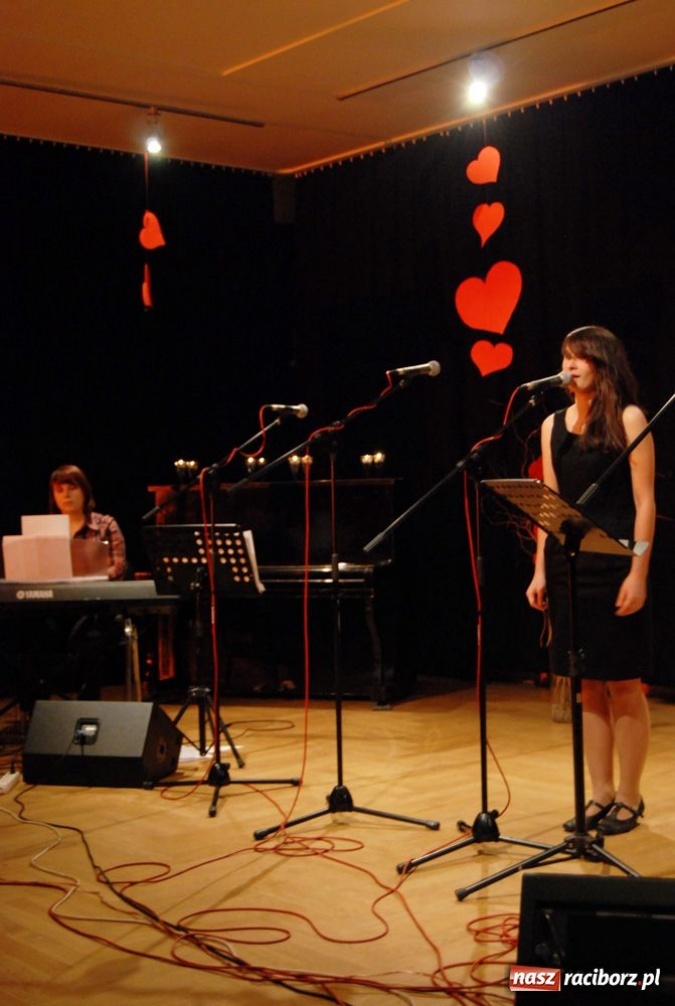 Zdjęcie w galerii na portalu naszraciborz.pl: Suplement do Walentynek w RCK-u wiadomości z regionu