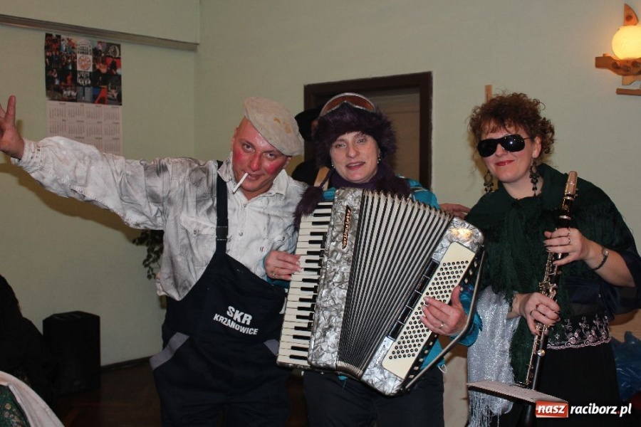 Zdjęcie w galerii na portalu naszraciborz.pl: Koniec zabawy. Bas pogrzebany wiadomości z regionu