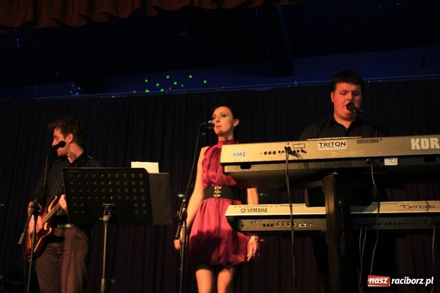 Zdjęcie w galerii na portalu naszraciborz.pl: Koniec zabawy. Bas pogrzebany wiadomości z regionu