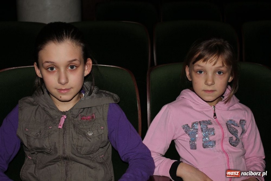 Zdjęcie w galerii na portalu naszraciborz.pl: Calineczka na deskach RCK-u wiadomości z regionu