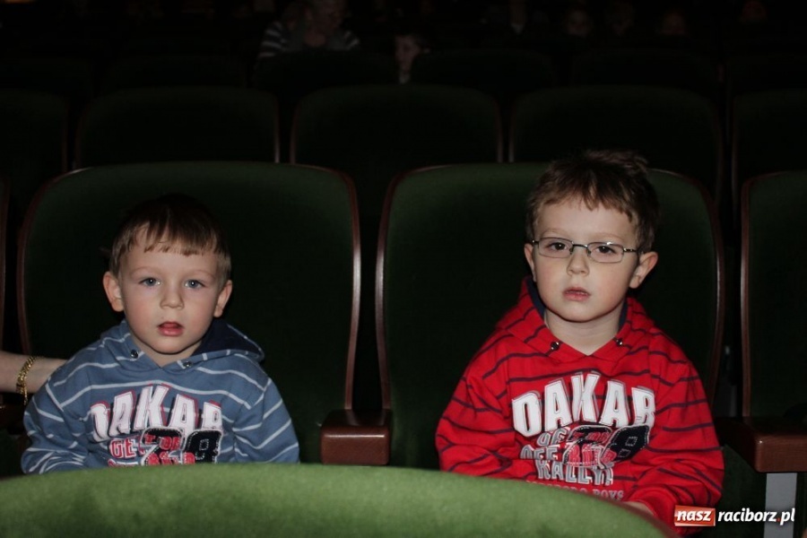 Zdjęcie w galerii na portalu naszraciborz.pl: Calineczka na deskach RCK-u wiadomości z regionu