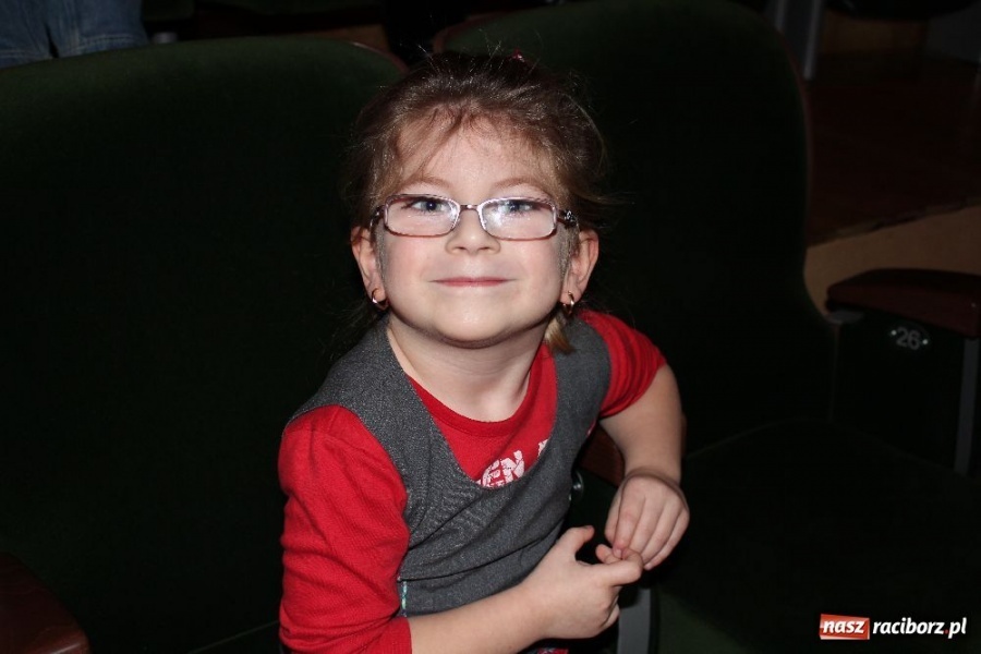 Zdjęcie w galerii na portalu naszraciborz.pl: Calineczka na deskach RCK-u wiadomości z regionu