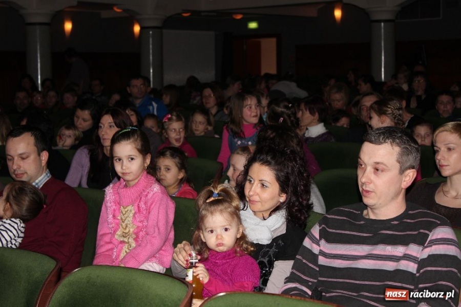 Zdjęcie w galerii na portalu naszraciborz.pl: Calineczka na deskach RCK-u wiadomości z regionu