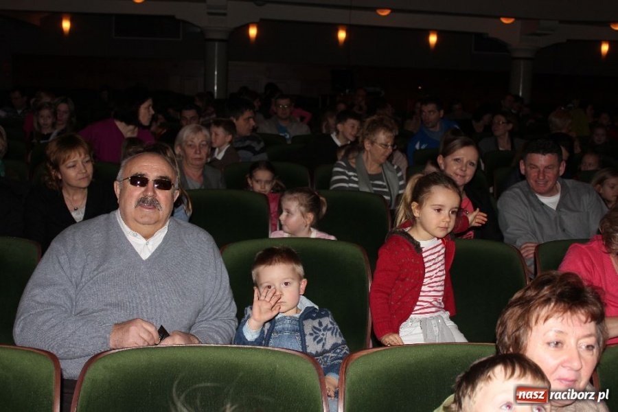 Zdjęcie w galerii na portalu naszraciborz.pl: Calineczka na deskach RCK-u wiadomości z regionu