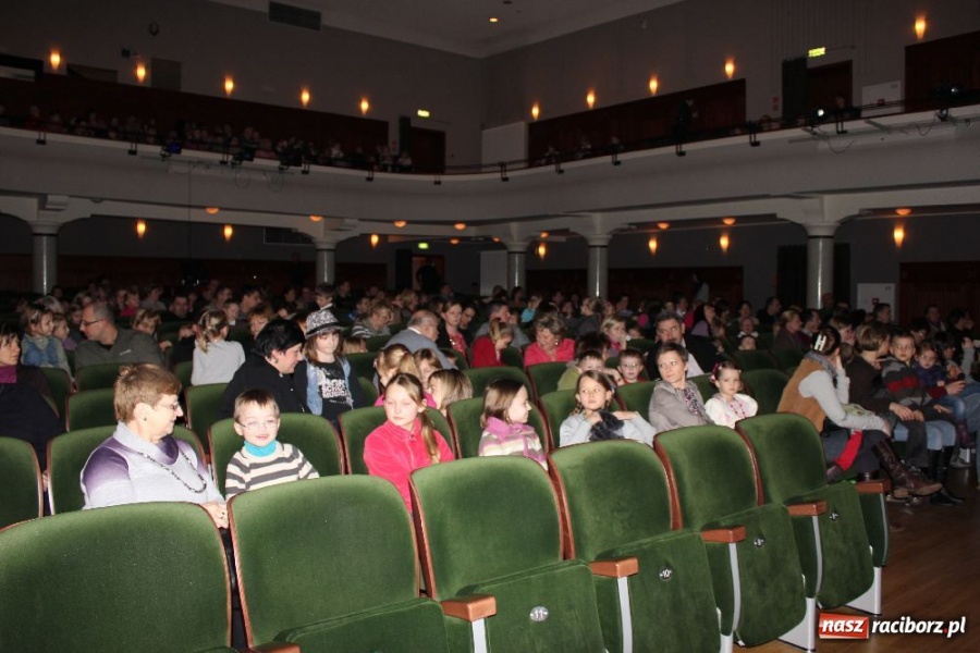 Zdjęcie w galerii na portalu naszraciborz.pl: Calineczka na deskach RCK-u wiadomości z regionu