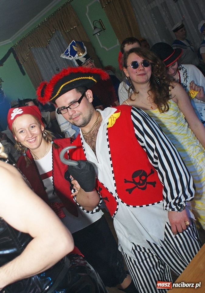 Zdjęcie w galerii na portalu naszraciborz.pl: Bal ostatkowy w DFK w Nędzy wiadomości z regionu