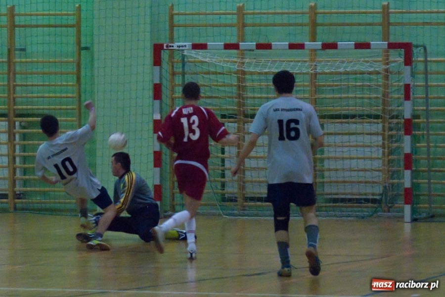 Zdjęcie w galerii na portalu naszraciborz.pl: KMP Hyrbud celuje w mistrzostwo wiadomości z regionu