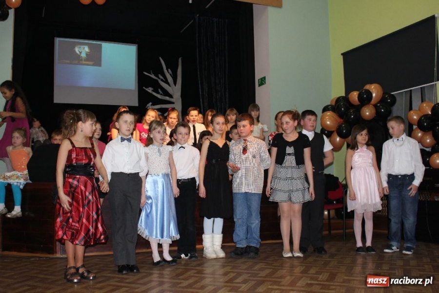 Zdjęcie w galerii na portalu naszraciborz.pl: Dziecięce pokazy tańca w MDK-u wiadomości z regionu