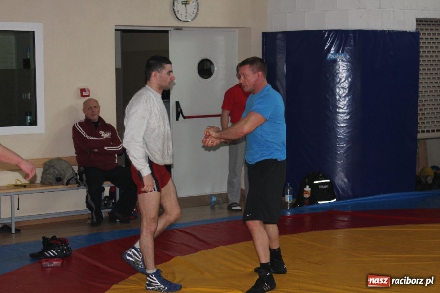 Zdjęcie w galerii na portalu naszraciborz.pl: Kadra seniorów trenuje na Unii wiadomości z regionu