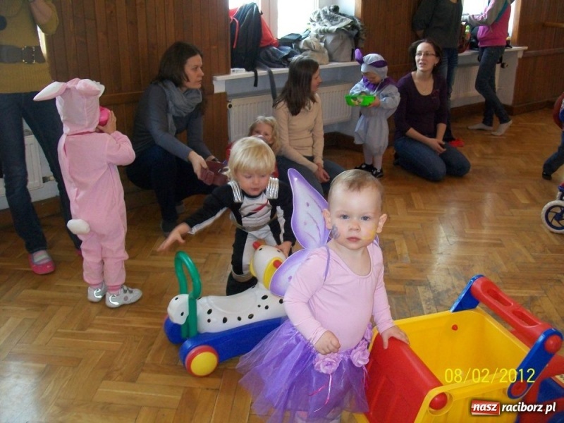 Zdjęcie w galerii na portalu naszraciborz.pl: Fikusiowy karnawał dobiega końca wiadomości z regionu