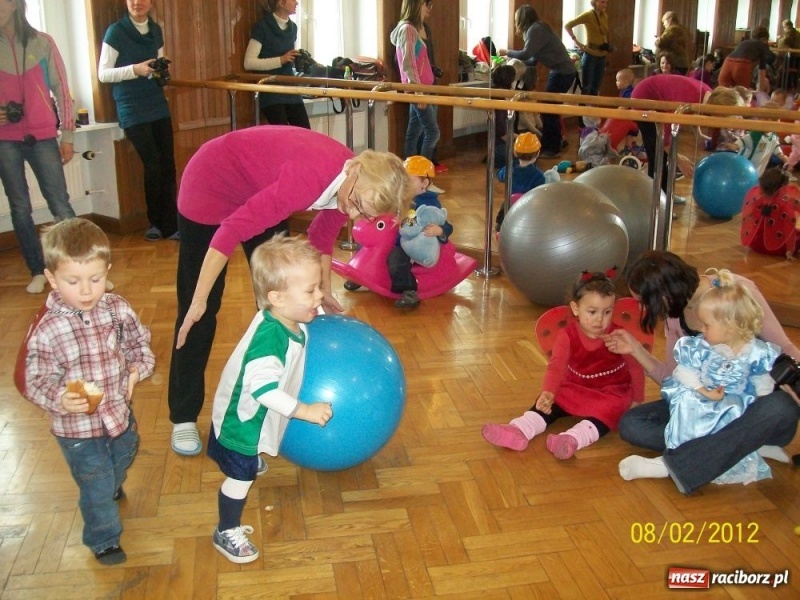 Zdjęcie w galerii na portalu naszraciborz.pl: Fikusiowy karnawał dobiega końca wiadomości z regionu