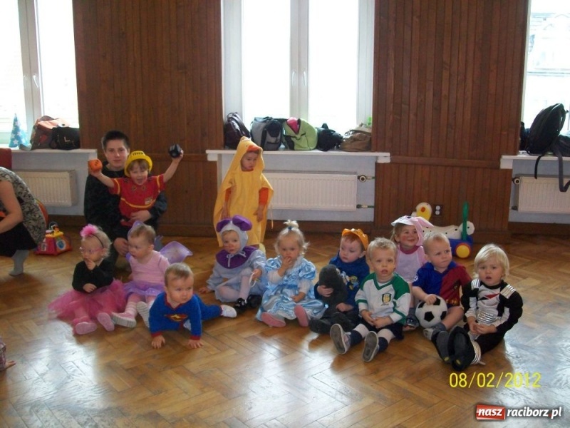 Zdjęcie w galerii na portalu naszraciborz.pl: Fikusiowy karnawał dobiega końca wiadomości z regionu