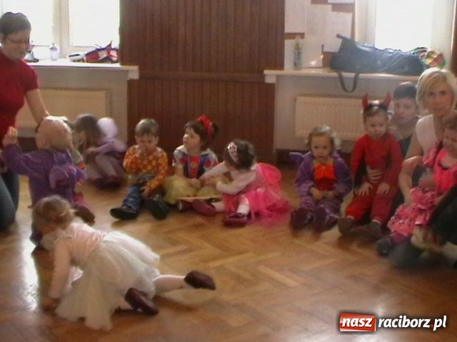 Zdjęcie w galerii na portalu naszraciborz.pl: Fikusiowy karnawał dobiega końca wiadomości z regionu