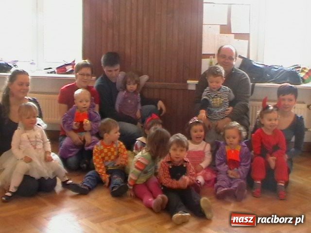 Zdjęcie w galerii na portalu naszraciborz.pl: Fikusiowy karnawał dobiega końca wiadomości z regionu