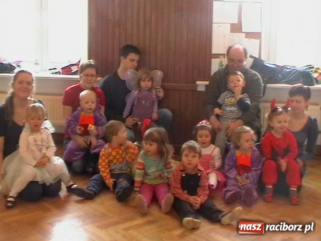 Zdjęcie w galerii na portalu naszraciborz.pl: Fikusiowy karnawał dobiega końca wiadomości z regionu