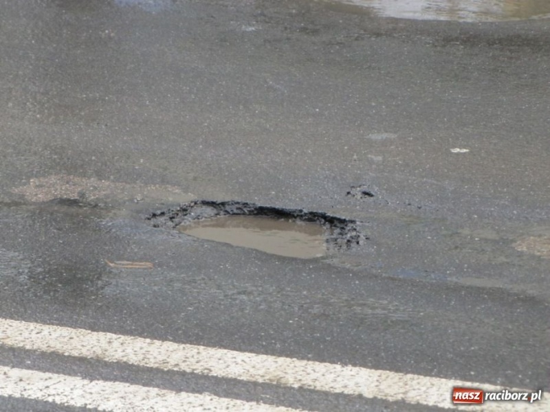 Zdjęcie w galerii na portalu naszraciborz.pl: Armii Krajowej i Rudzka się sypią wiadomości z regionu