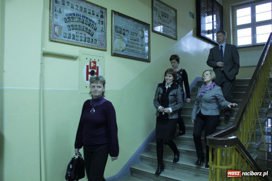 Zdjęcie w galerii na portalu naszraciborz.pl: Radości i bolączki dyrektora II LO wiadomości z regionu