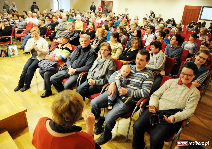Zdjęcie w galerii na portalu naszraciborz.pl: Sztuczne serce pokazano na zamku wiadomości z regionu