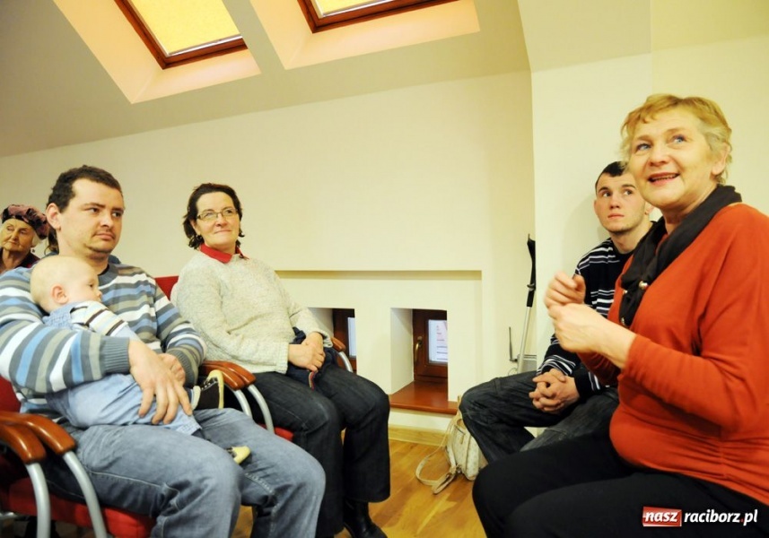 Zdjęcie w galerii na portalu naszraciborz.pl: Sztuczne serce pokazano na zamku wiadomości z regionu