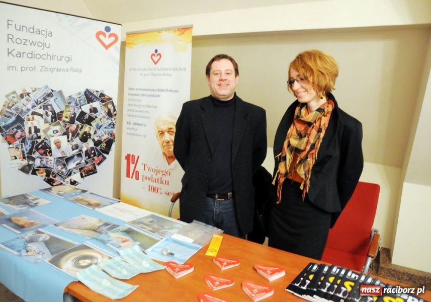 Zdjęcie w galerii na portalu naszraciborz.pl: Sztuczne serce pokazano na zamku wiadomości z regionu