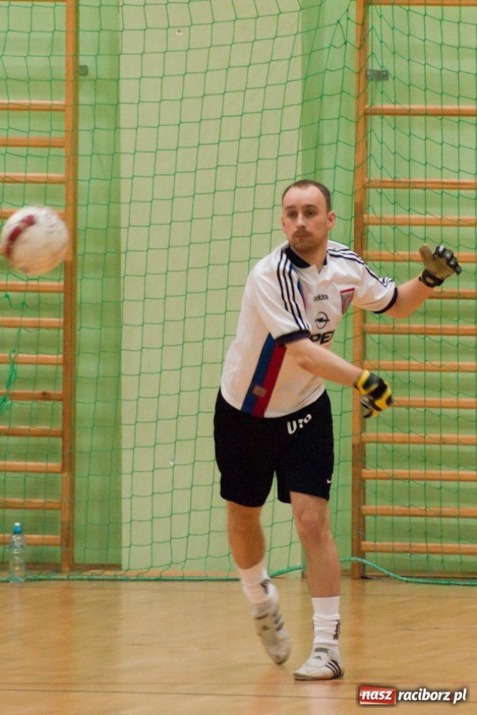 Zdjęcie w galerii na portalu naszraciborz.pl: Pędzące Byki na kolanach wiadomości z regionu