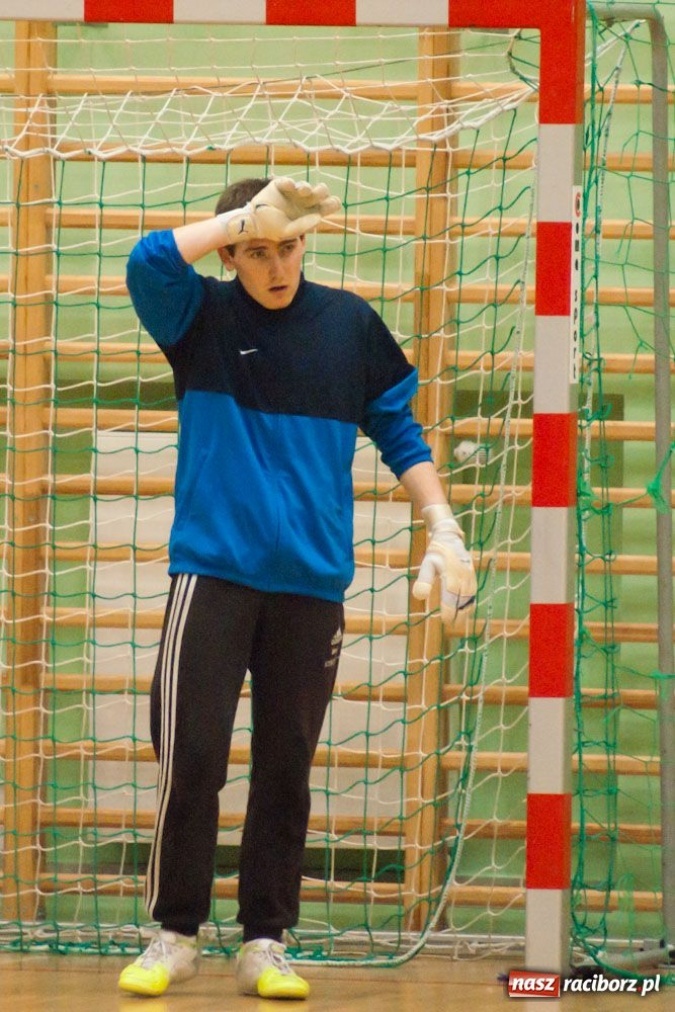 Zdjęcie w galerii na portalu naszraciborz.pl: Pędzące Byki na kolanach wiadomości z regionu