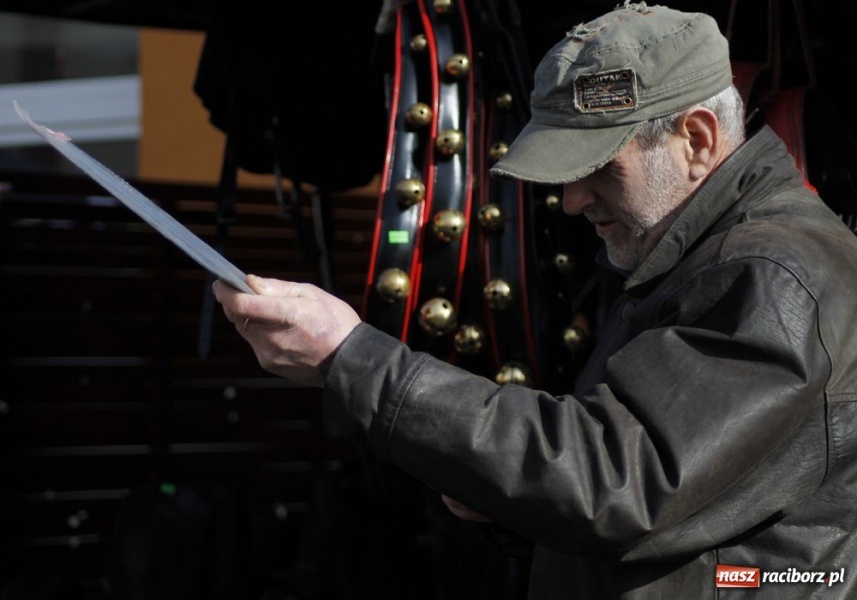 Zdjęcie w galerii na portalu naszraciborz.pl: Targ ruszył. Bez żadnych protestów wiadomości z regionu