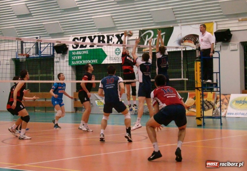 Zdjęcie w galerii na portalu naszraciborz.pl: Kiepski występ AZS Rafako wiadomości z regionu