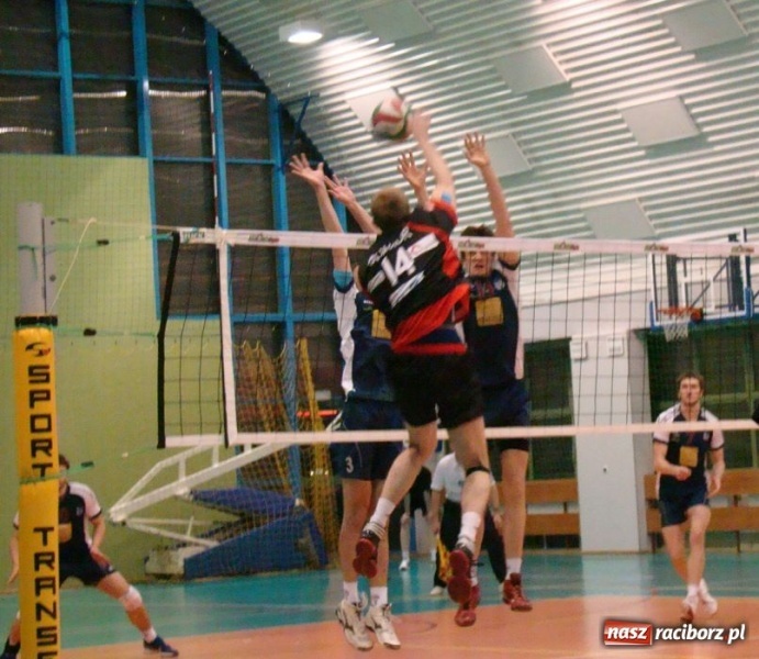 Zdjęcie w galerii na portalu naszraciborz.pl: Kiepski występ AZS Rafako wiadomości z regionu
