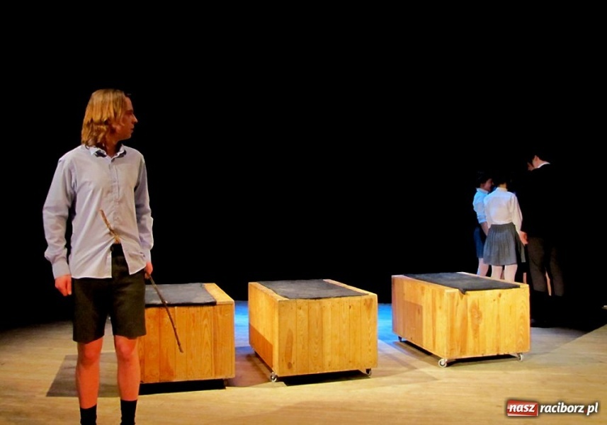 Zdjęcie w galerii na portalu naszraciborz.pl: Młodzi zagrali Gombrowicza wiadomości z regionu