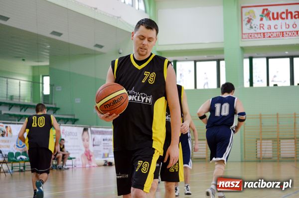 Zdjęcie w galerii na portalu naszraciborz.pl: Brooklyn jednym oczkiem do przodu wiadomości z regionu