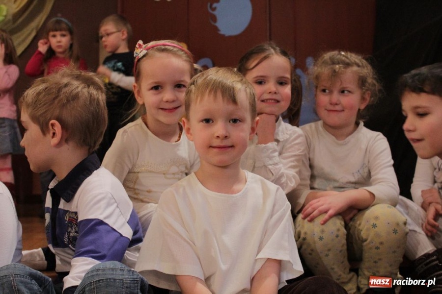 Zdjęcie w galerii na portalu naszraciborz.pl: I znów leciało pierze... wiadomości z regionu