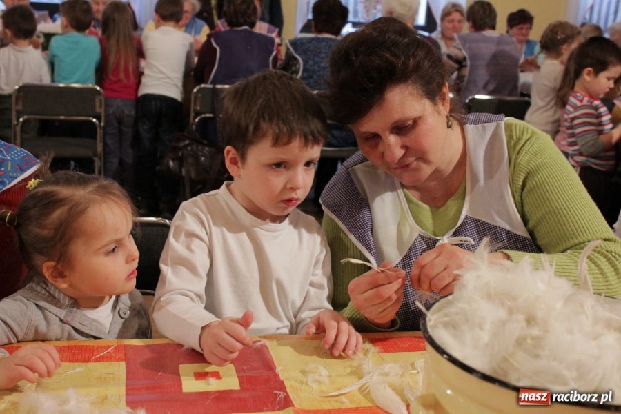 Zdjęcie w galerii na portalu naszraciborz.pl: I znów leciało pierze... wiadomości z regionu