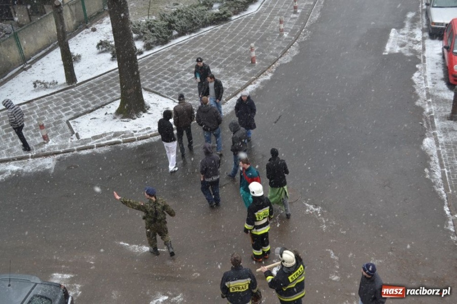 Zdjęcie w galerii na portalu naszraciborz.pl: Akcja policji pod Mechanikiem wiadomości z regionu