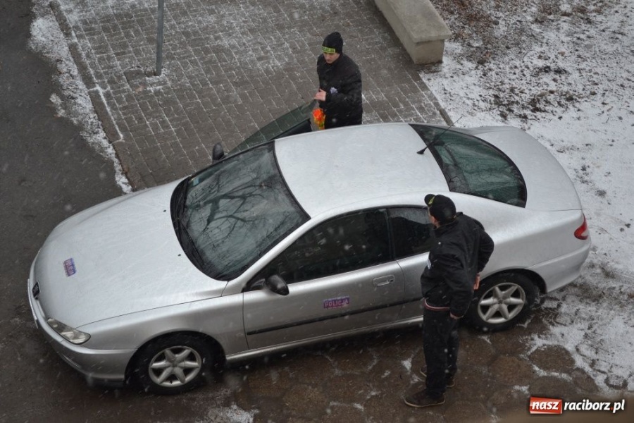 Zdjęcie w galerii na portalu naszraciborz.pl: Akcja policji pod Mechanikiem wiadomości z regionu