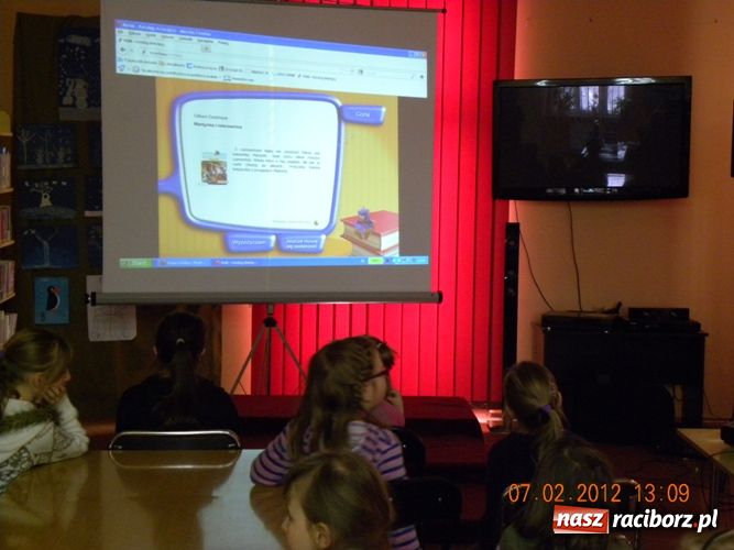 Zdjęcie w galerii na portalu naszraciborz.pl: Dzień Bezpiecznego Internetu w Bibliotece wiadomości z regionu