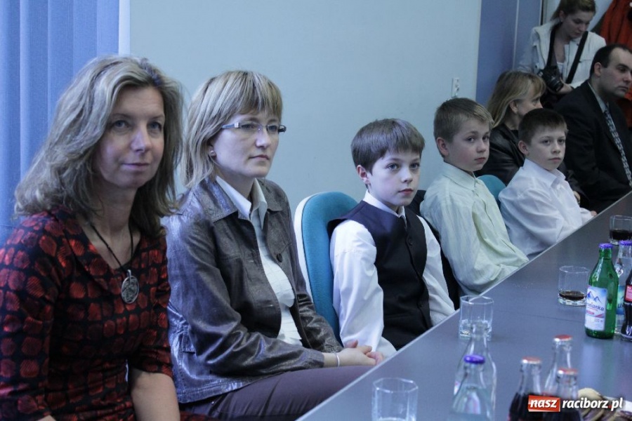 Zdjęcie w galerii na portalu naszraciborz.pl: Najlepsi uczniowie nagrodzeni wiadomości z regionu