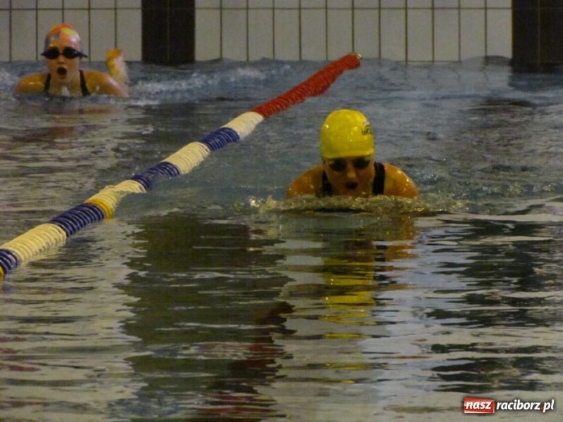 Zdjęcie w galerii na portalu naszraciborz.pl: Studenci PWSZ na podium wiadomości z regionu
