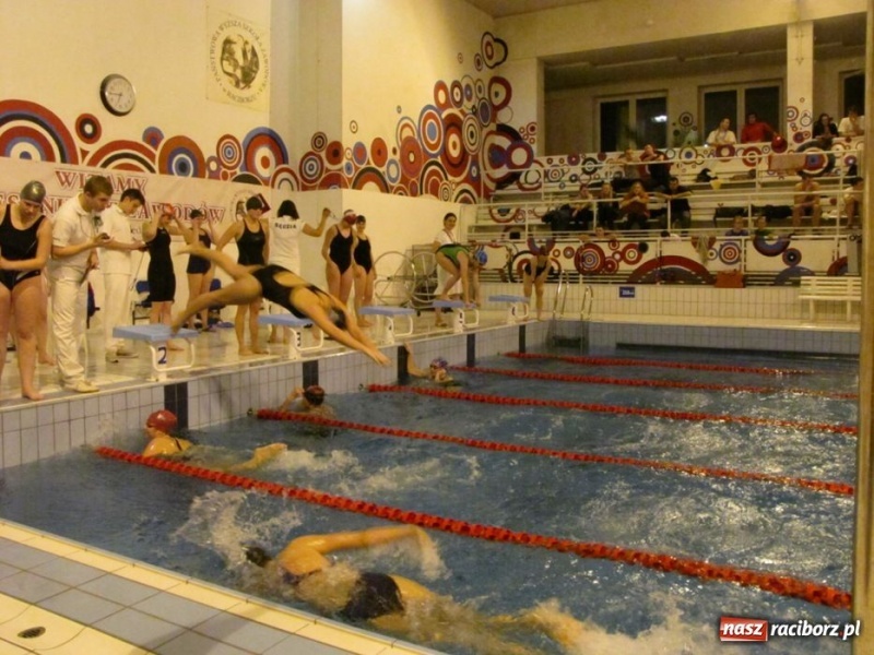 Zdjęcie w galerii na portalu naszraciborz.pl: Studenci PWSZ na podium wiadomości z regionu