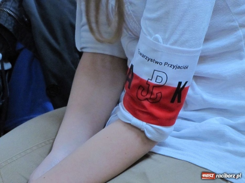 Zdjęcie w galerii na portalu naszraciborz.pl: W II LO pamiętają o wyklętych wiadomości z regionu