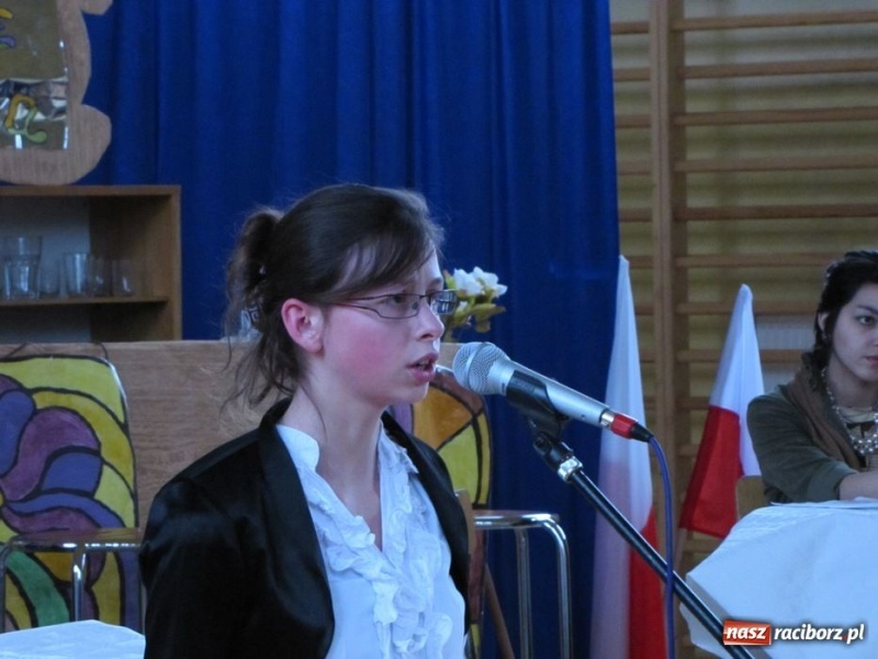 Zdjęcie w galerii na portalu naszraciborz.pl: W II LO pamiętają o wyklętych wiadomości z regionu