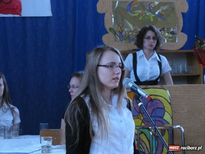 Zdjęcie w galerii na portalu naszraciborz.pl: W II LO pamiętają o wyklętych wiadomości z regionu