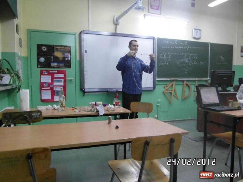 Zdjęcie w galerii na portalu naszraciborz.pl: Oni wybierają eFizykę wiadomości z regionu