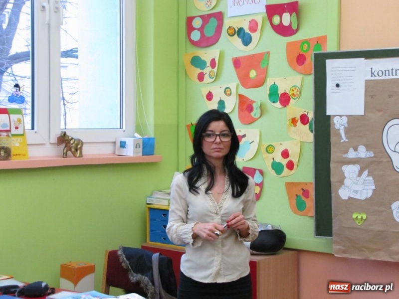 Zdjęcie w galerii na portalu naszraciborz.pl: Przedszkolaki odwiedziły SP 13 wiadomości z regionu